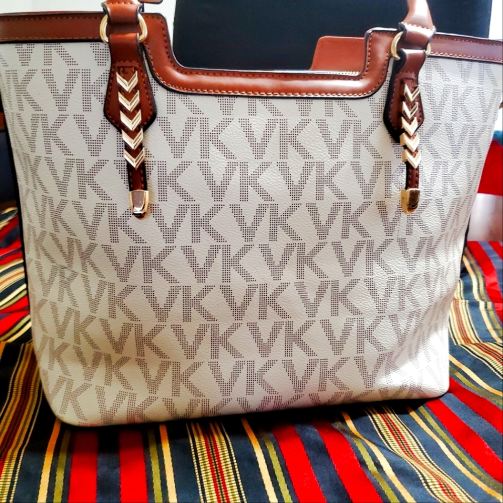 Women handbag
